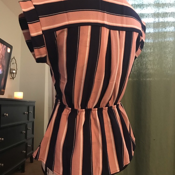 Navy and pink blouse 3/$10 eligible - Picture 3 of 5